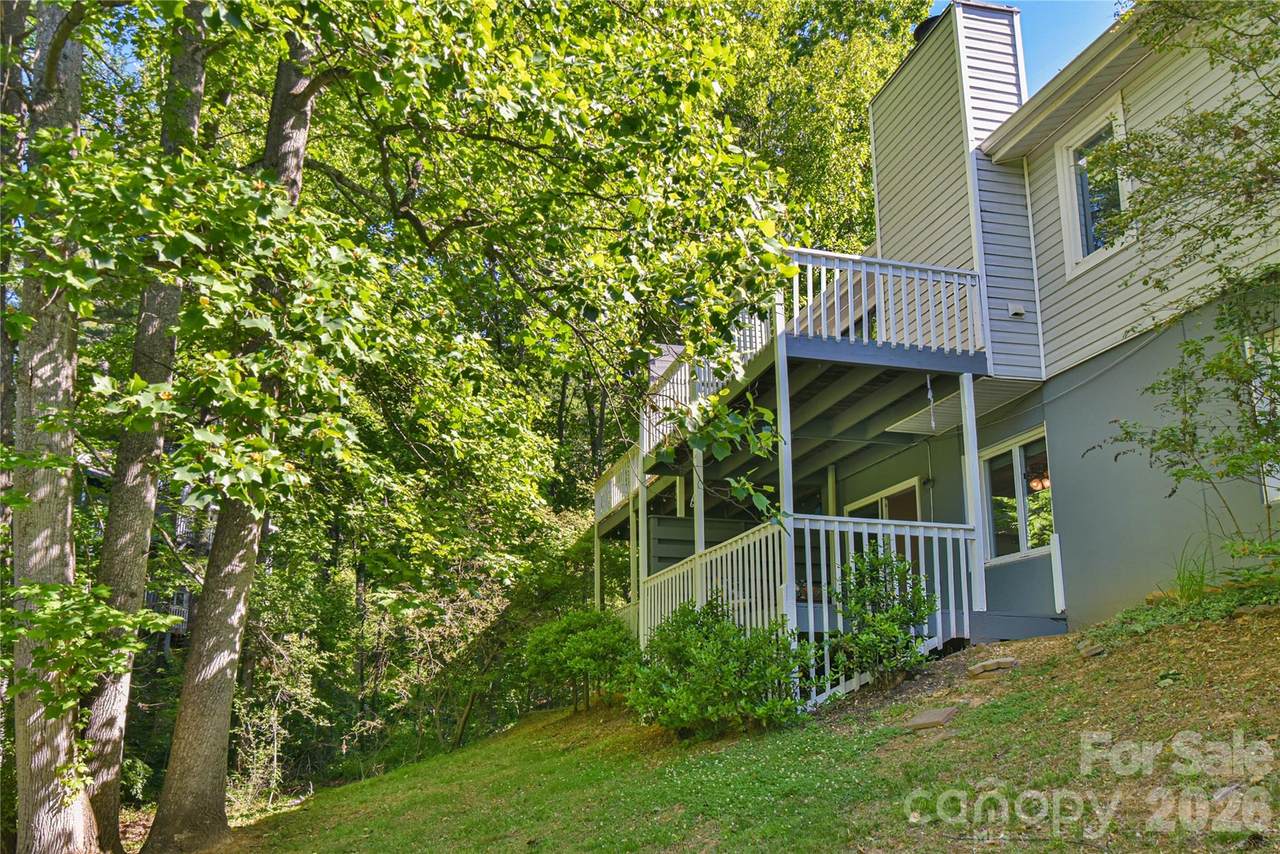 63 Hollybrook Drive - Photo 1
