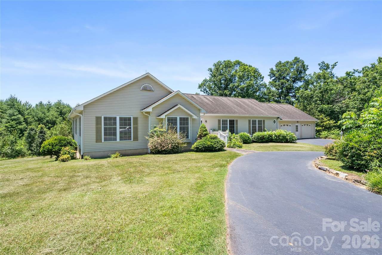 28 Song Bird Lane - Photo 1