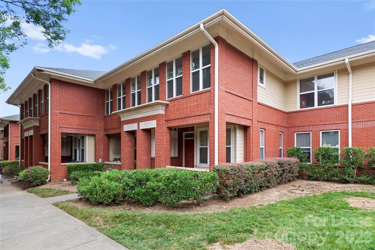 567 9th Street - Photo 1