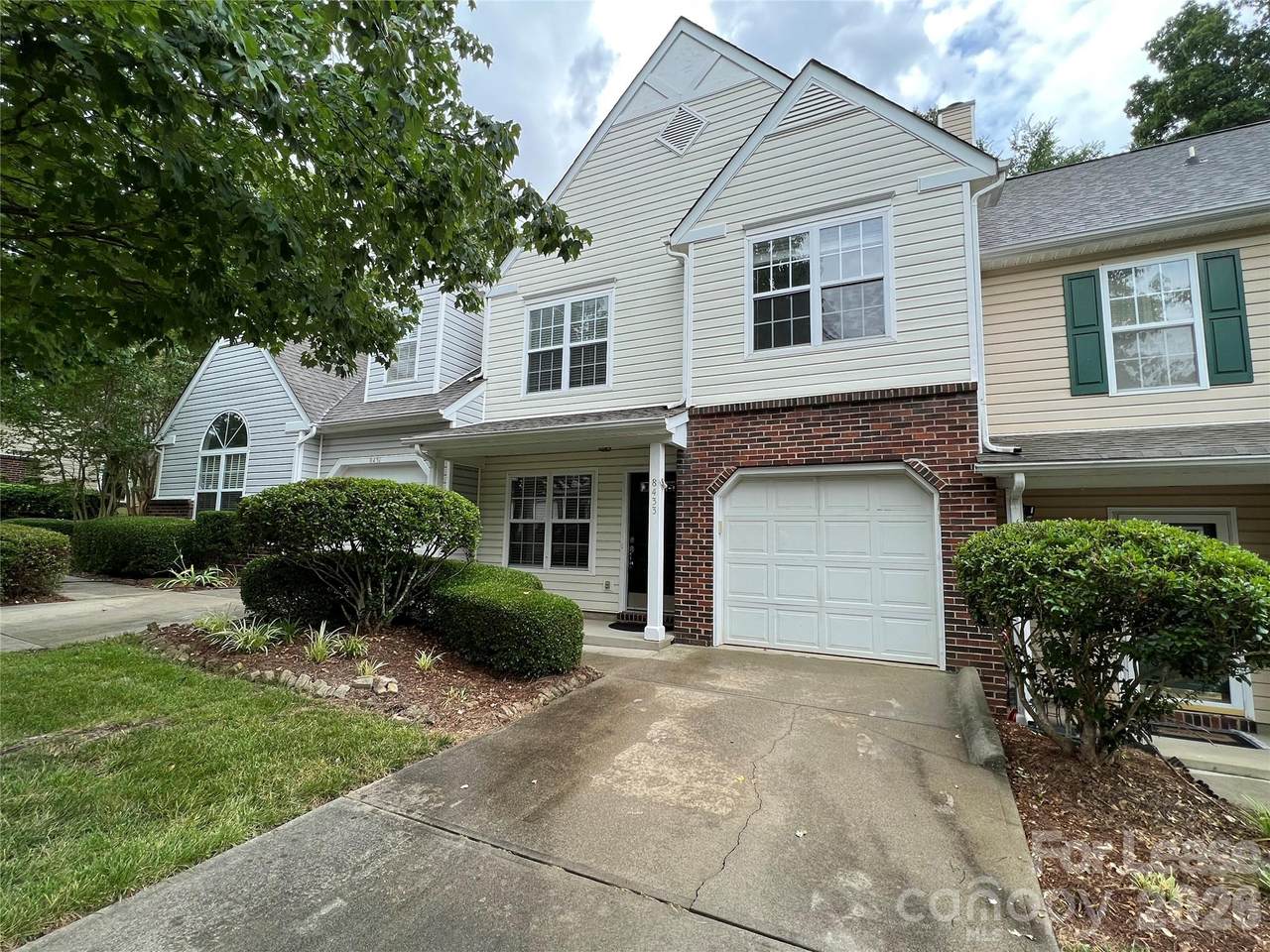 8433 Southgate Commons Drive - Photo 1