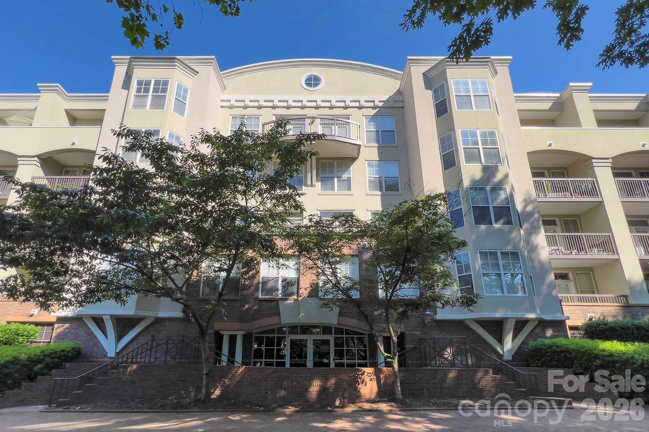 405 7th Street - Photo 1