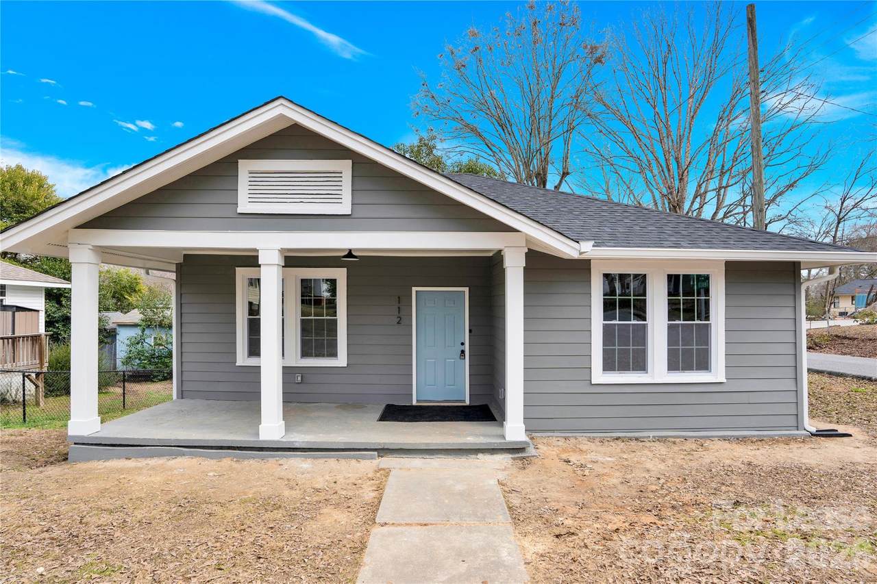 112 Dean Street - Photo 1