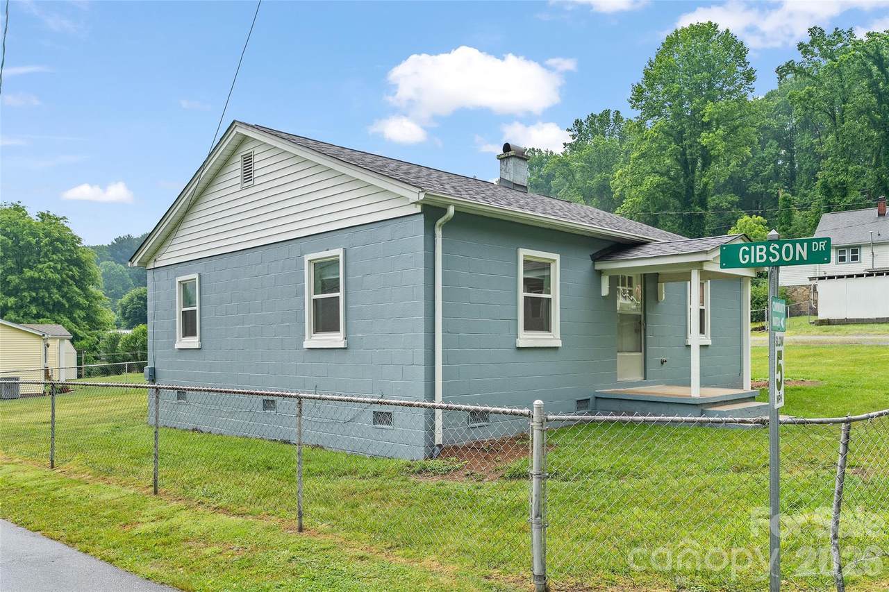34 Stephens Road - Photo 1
