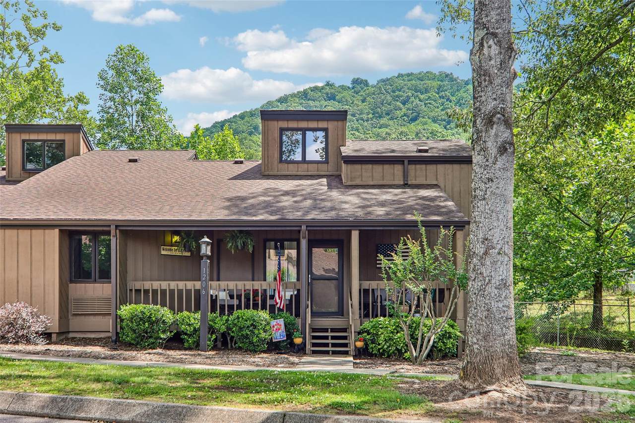 147 Lake Drive - Photo 1
