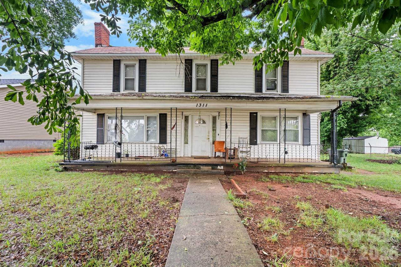 1311 College Avenue - Photo 1