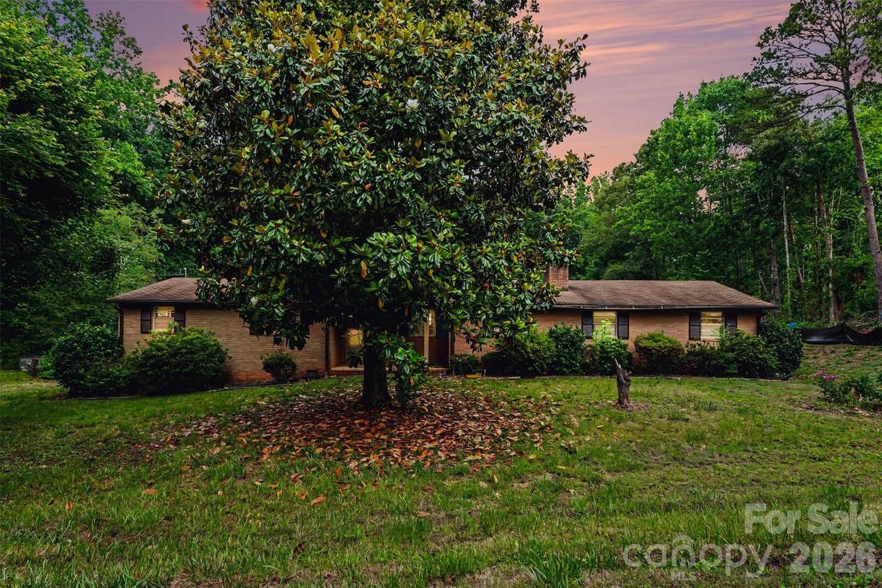 2871 Loviee Road - Photo 1