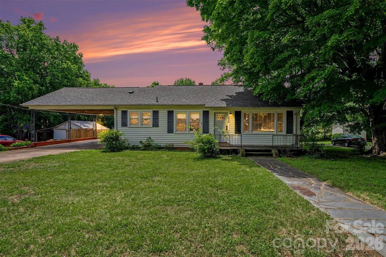 2039 Cline Street - Photo 1