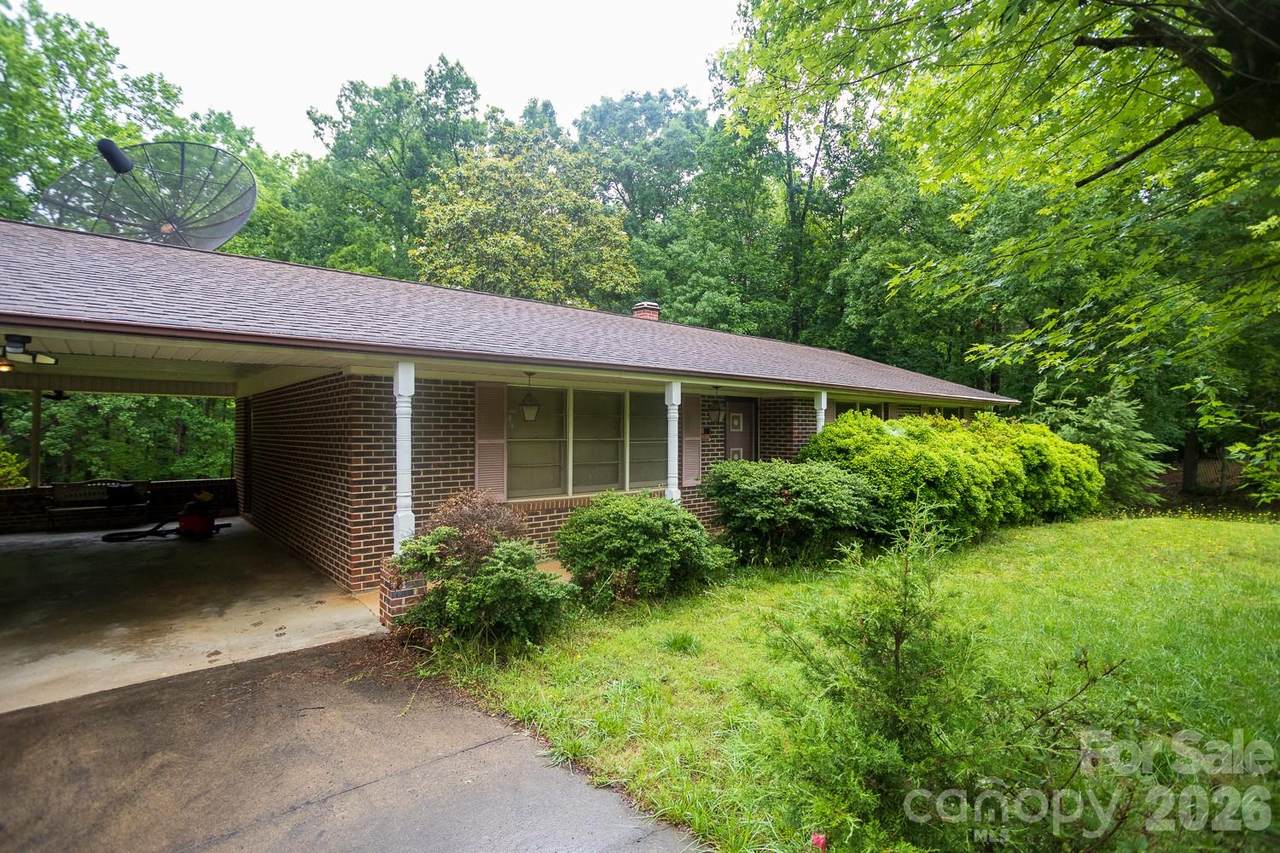 1225 Moss Road - Photo 1