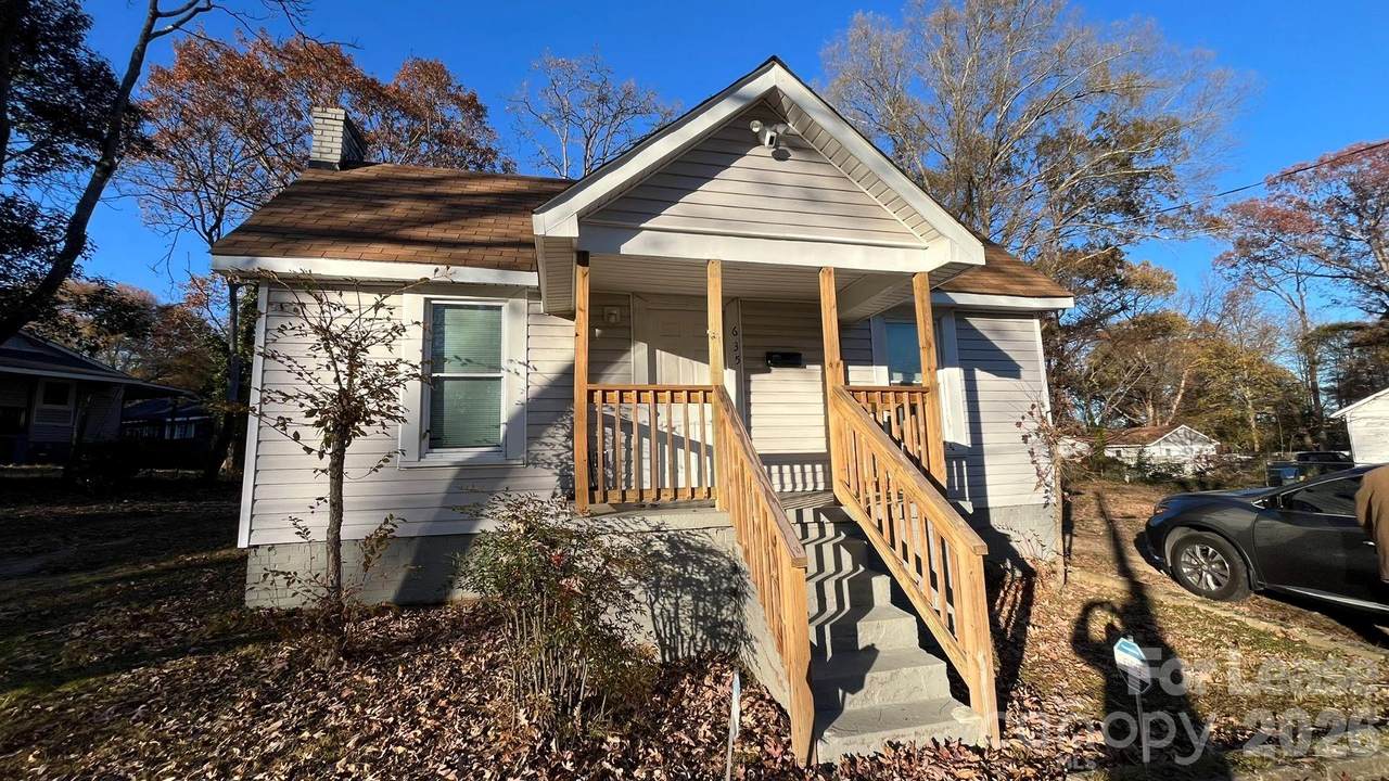 635 Smith Street - Photo 1