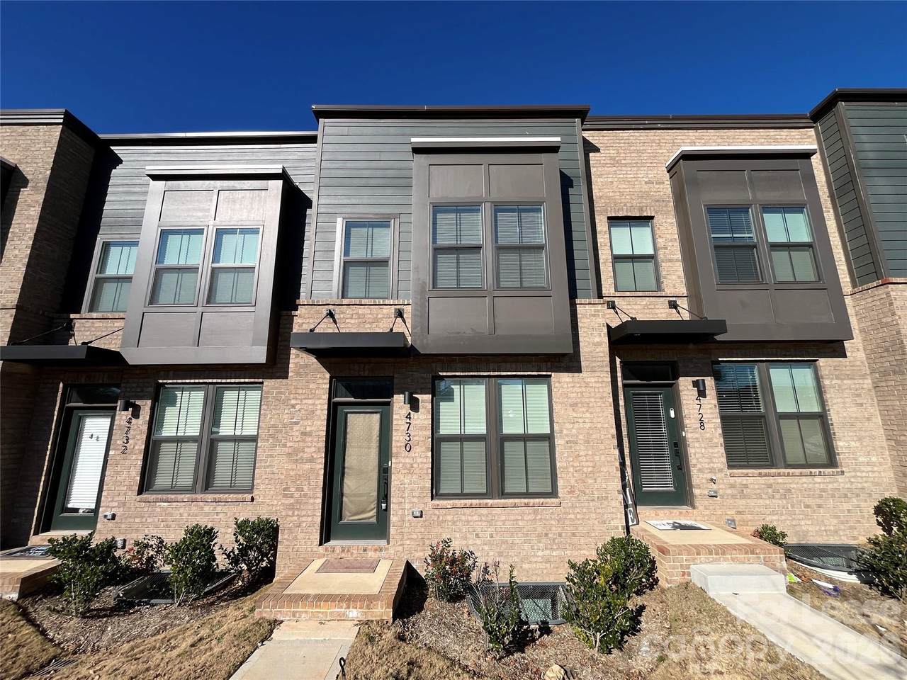 4730 Chastain Avenue - Photo 1