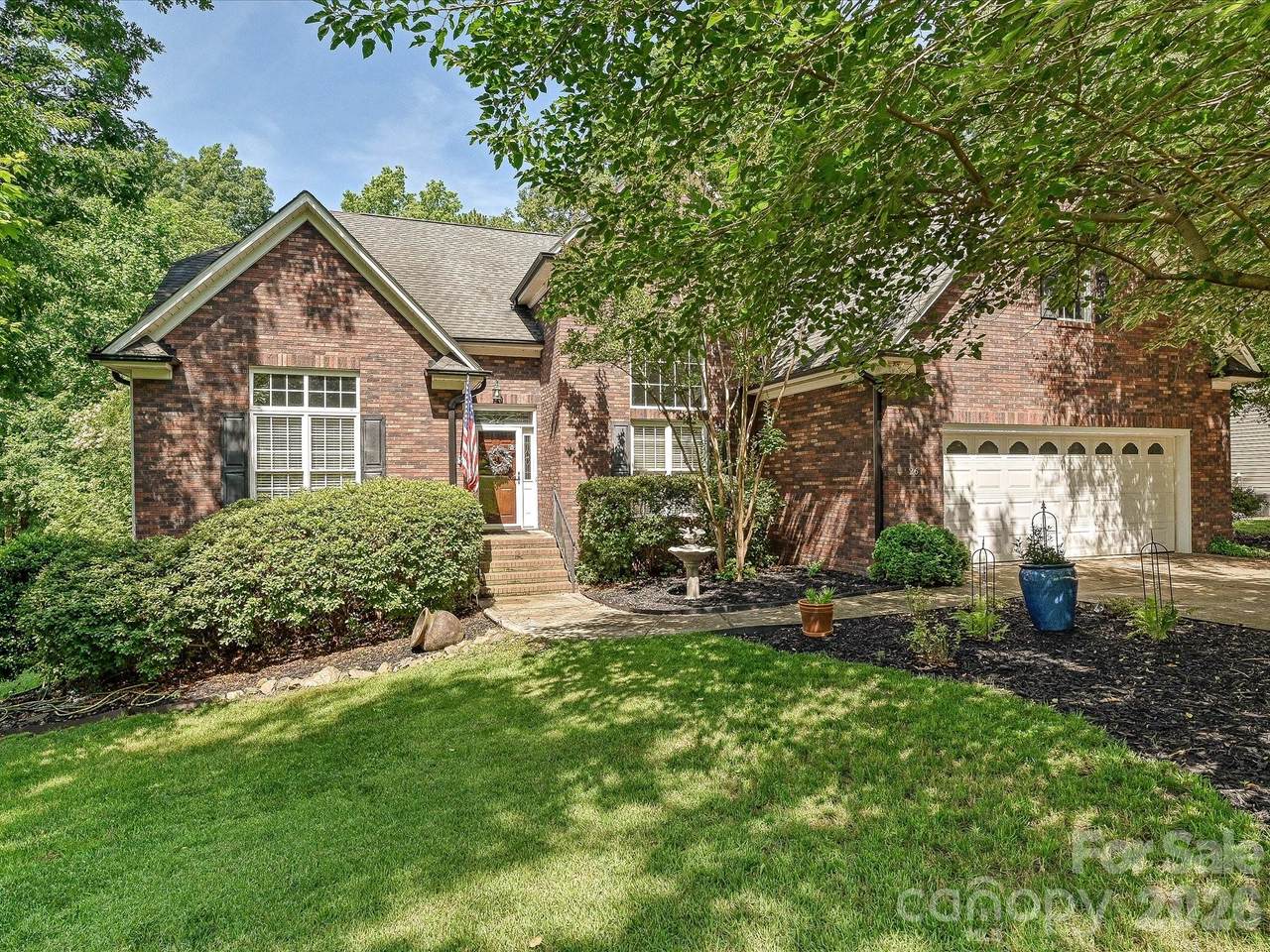 261 Ford Street - Photo 1