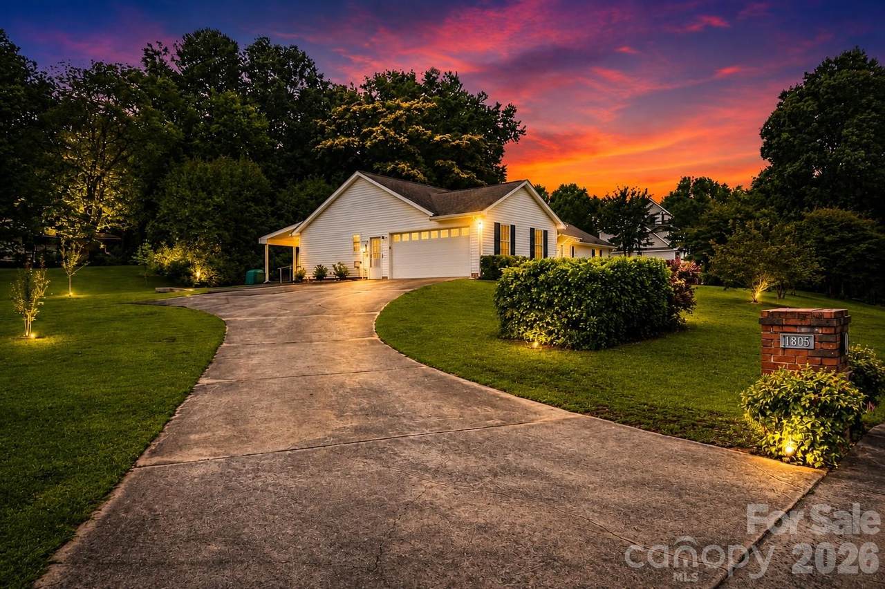1805 Lillian Lane - Photo 1