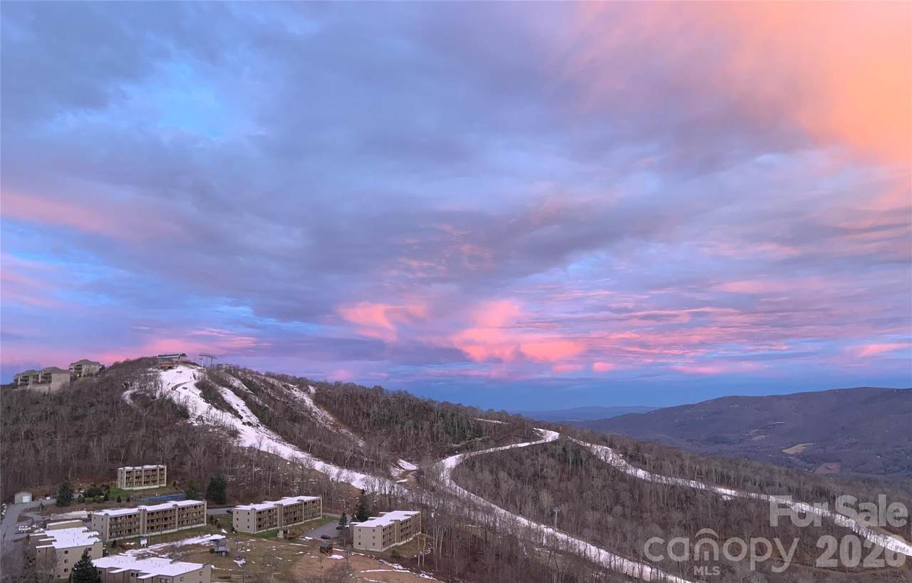 303 Sugar Top Drive - Photo 1