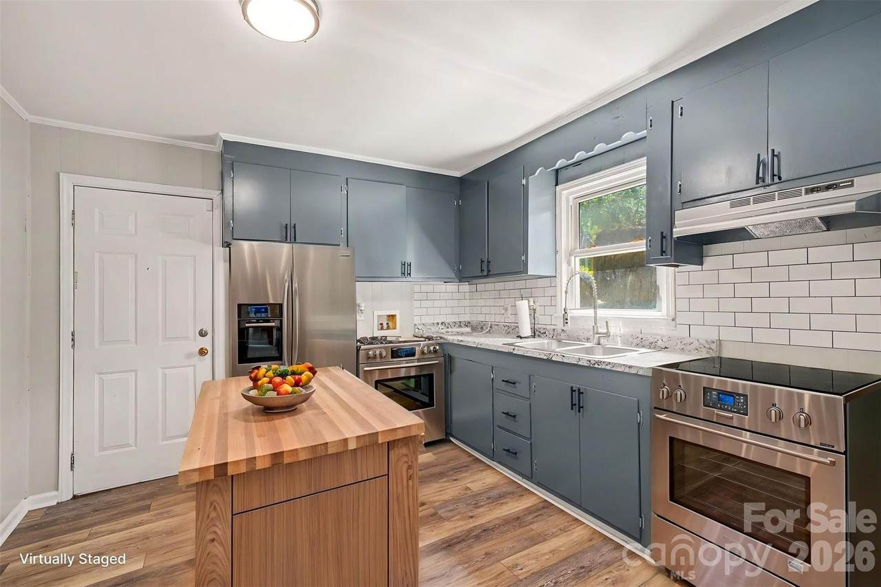 1813 Isaac Place - Photo 1