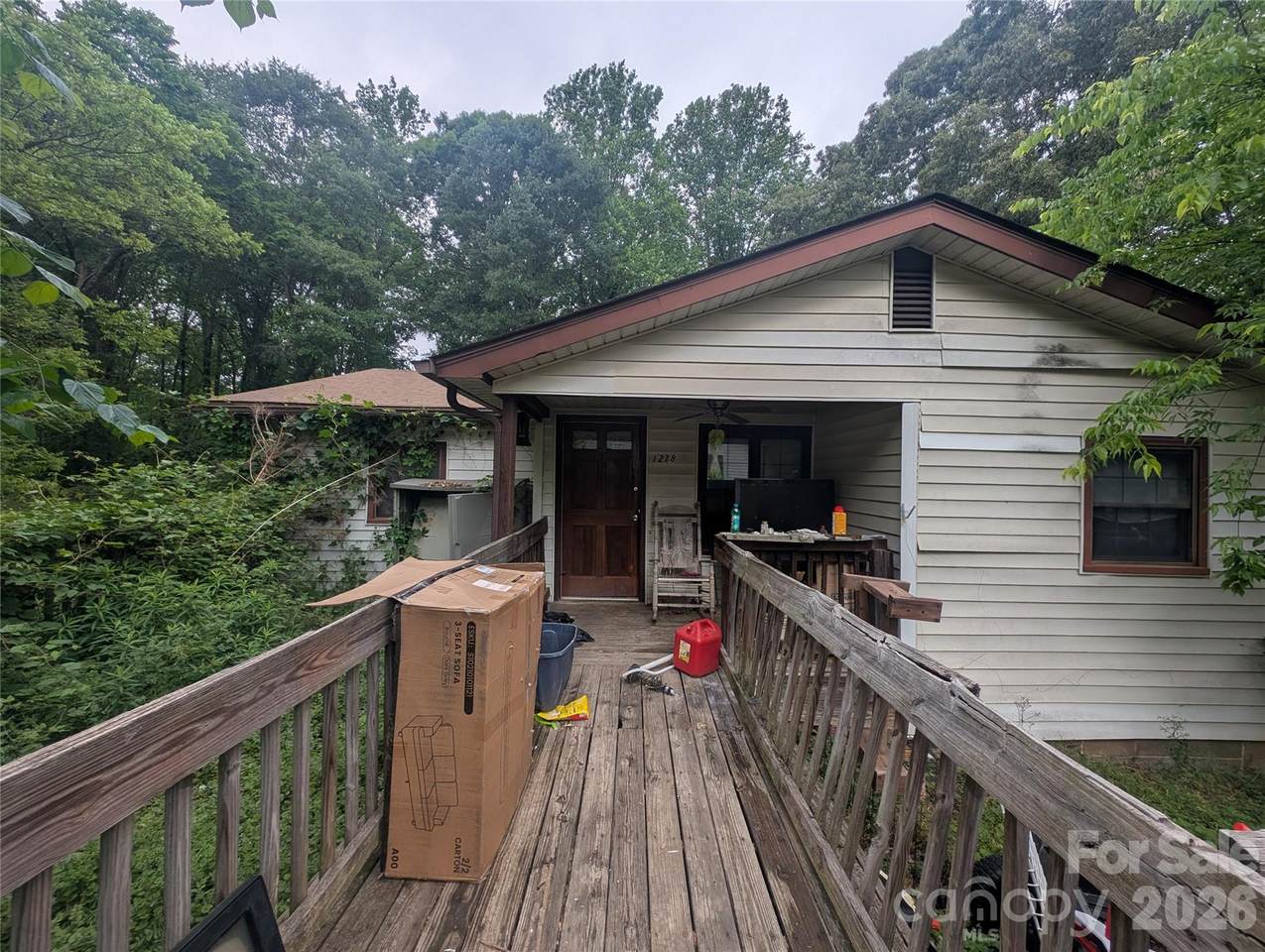 1218-B Essex Street - Photo 1