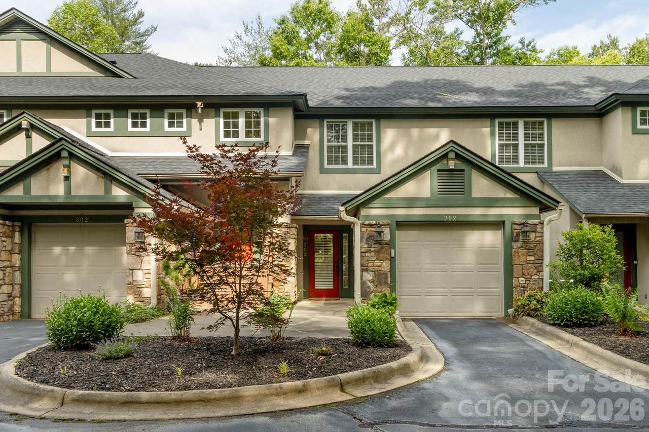 99 Ridgetop Circle - Photo 1
