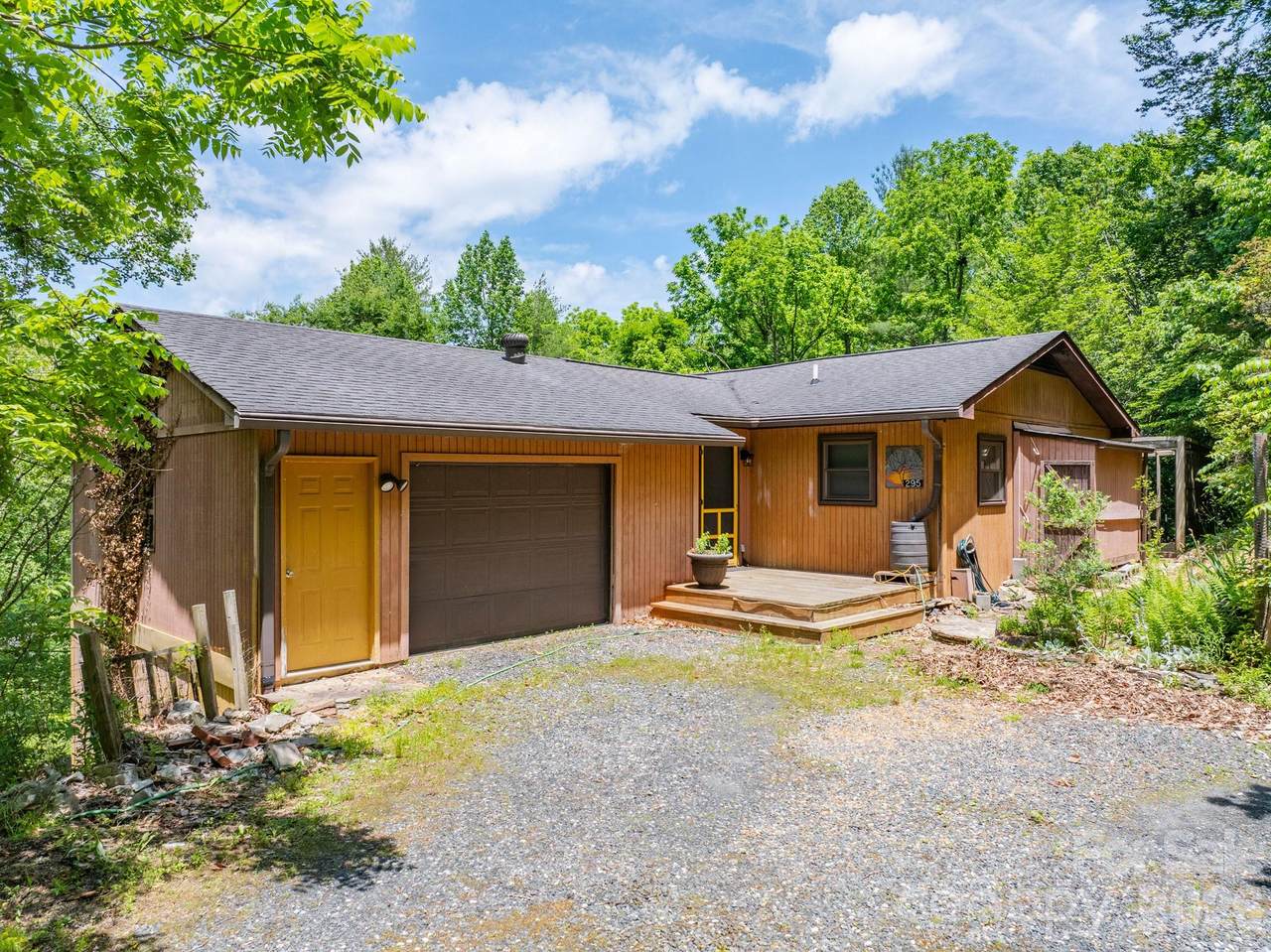 295 Richmond Road - Photo 1