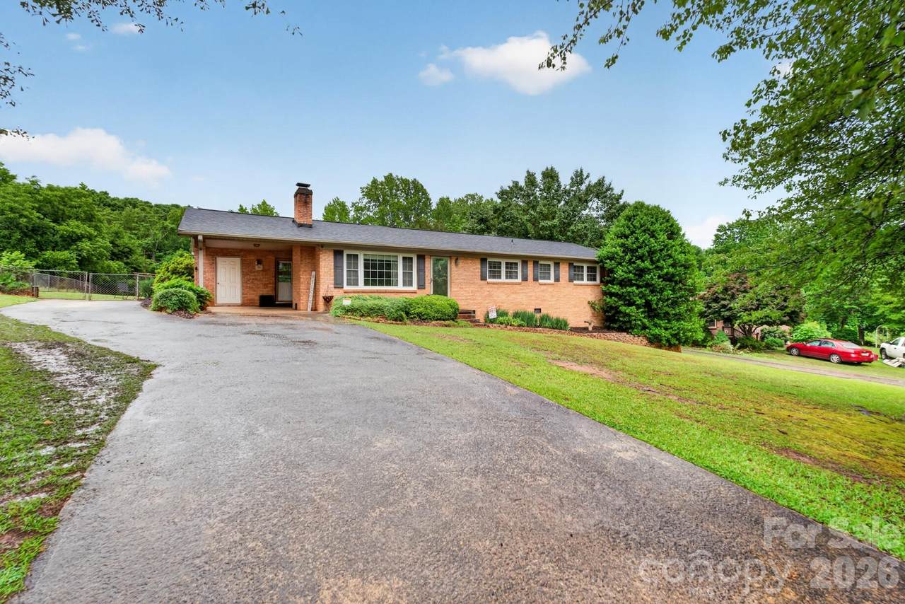 1172 Rainbow Circle - Photo 1