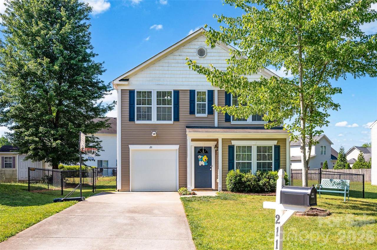 211 Wolf Creek Lane - Photo 1