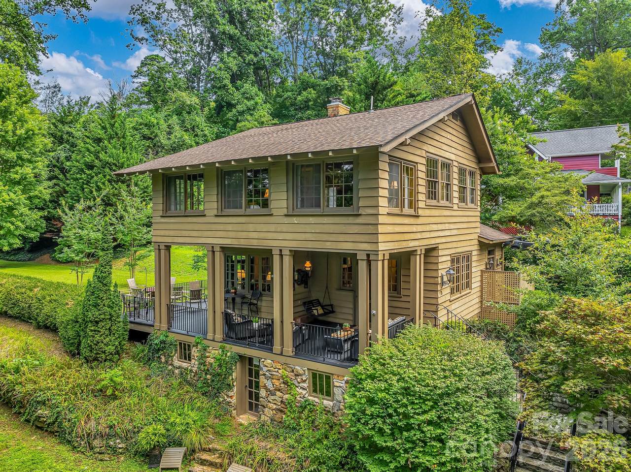 75 Charles Street - Photo 1