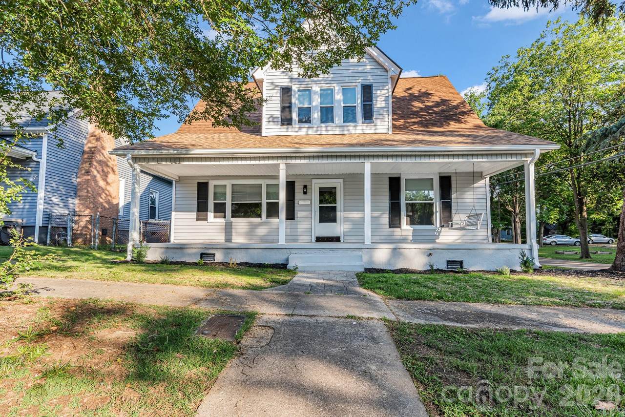 611 Carolina Avenue - Photo 1