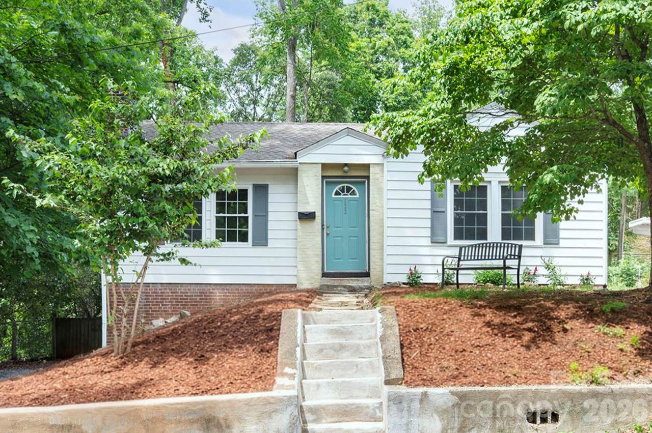 122 Coleman Avenue - Photo 1