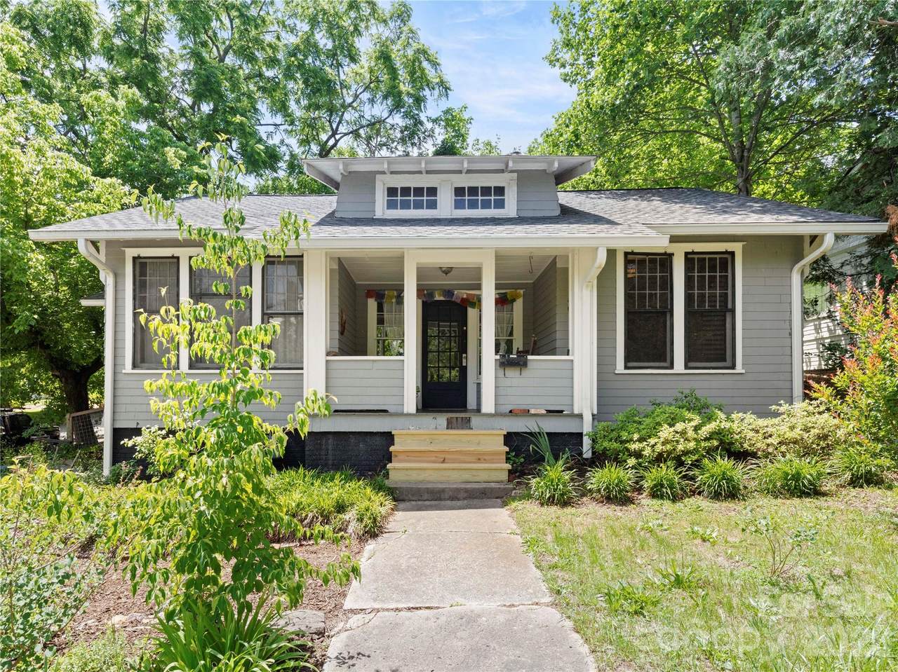 111 Annandale Avenue - Photo 1