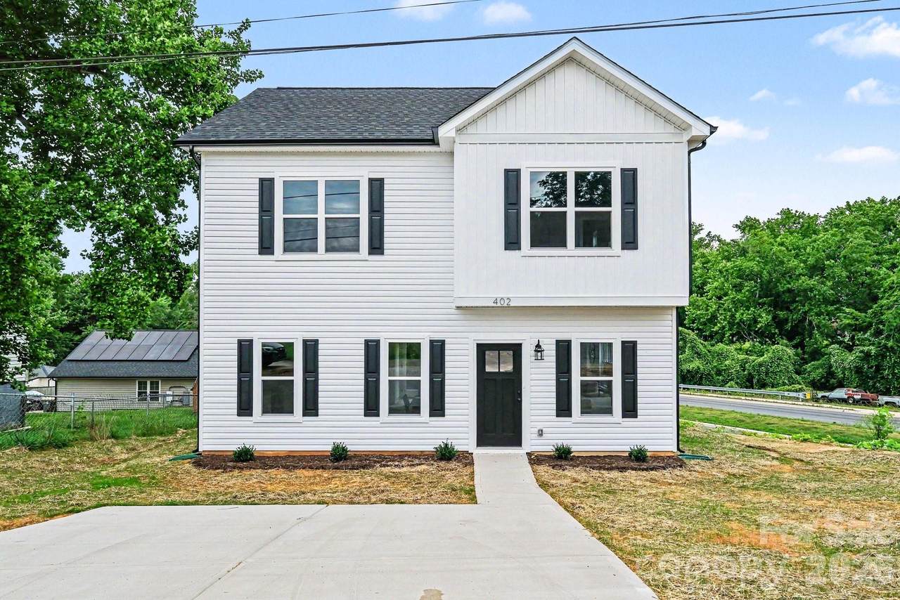 402 Pleasant Avenue - Photo 1