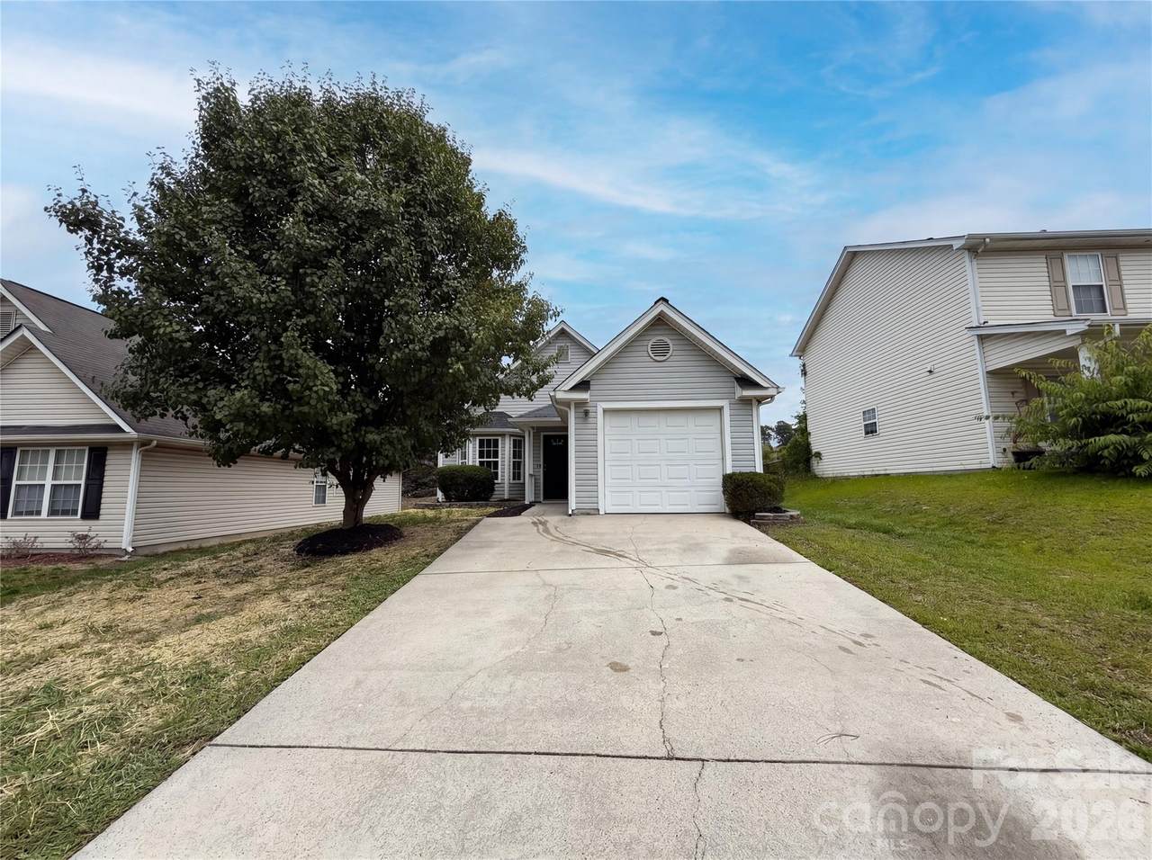 1841 Mission Oaks Street - Photo 1