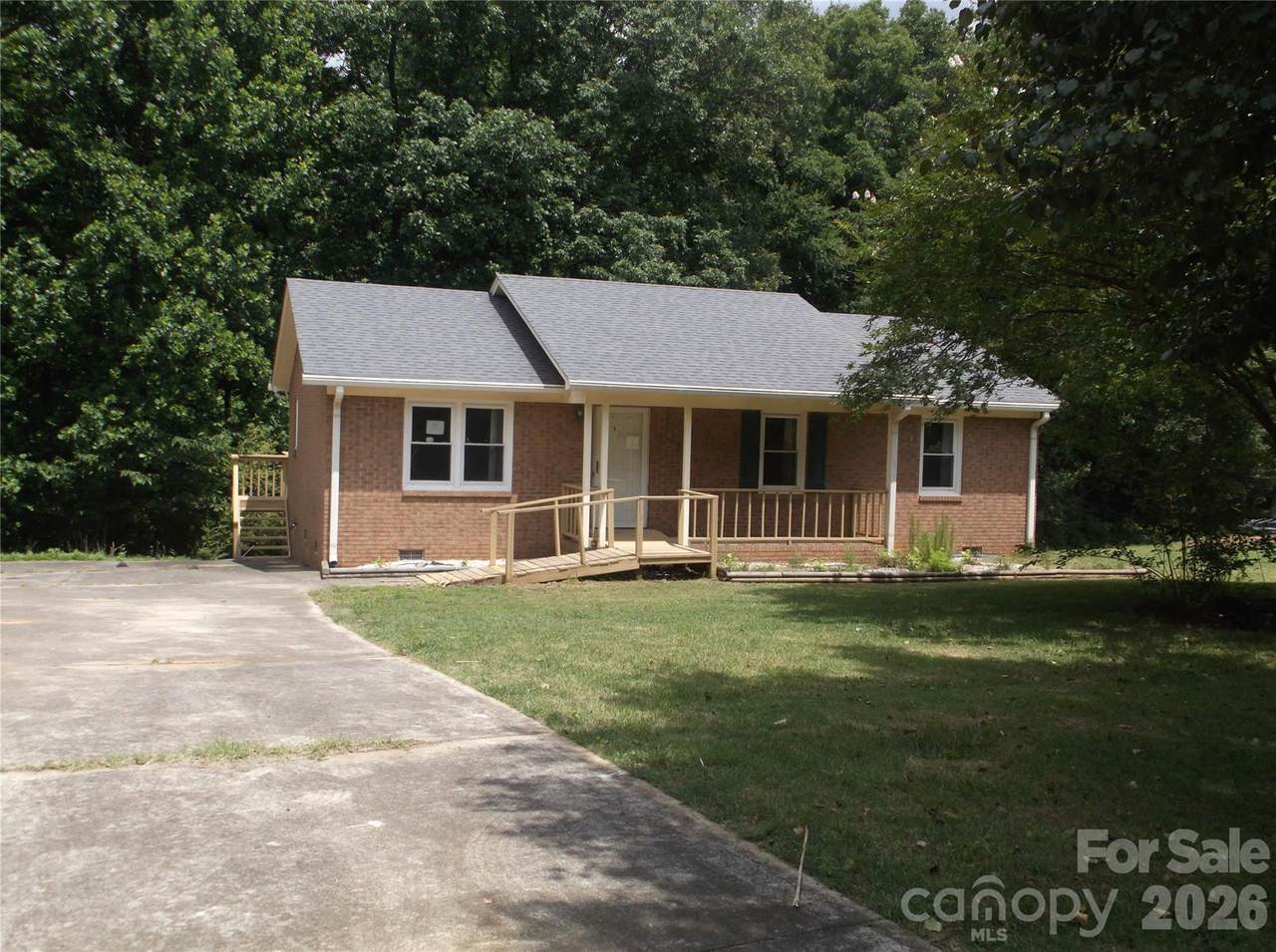 2300 Gleneagles Drive - Photo 1
