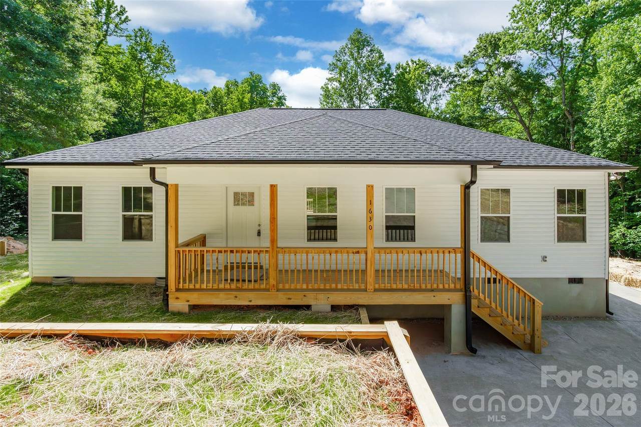 1630 Riddle Road - Photo 1