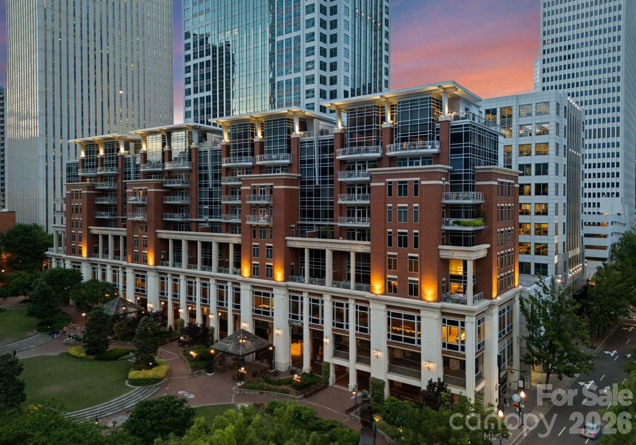 435 Tryon Street - Photo 1