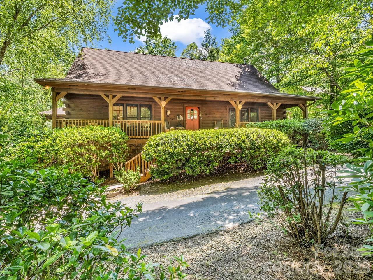 136 Dalton Court - Photo 1