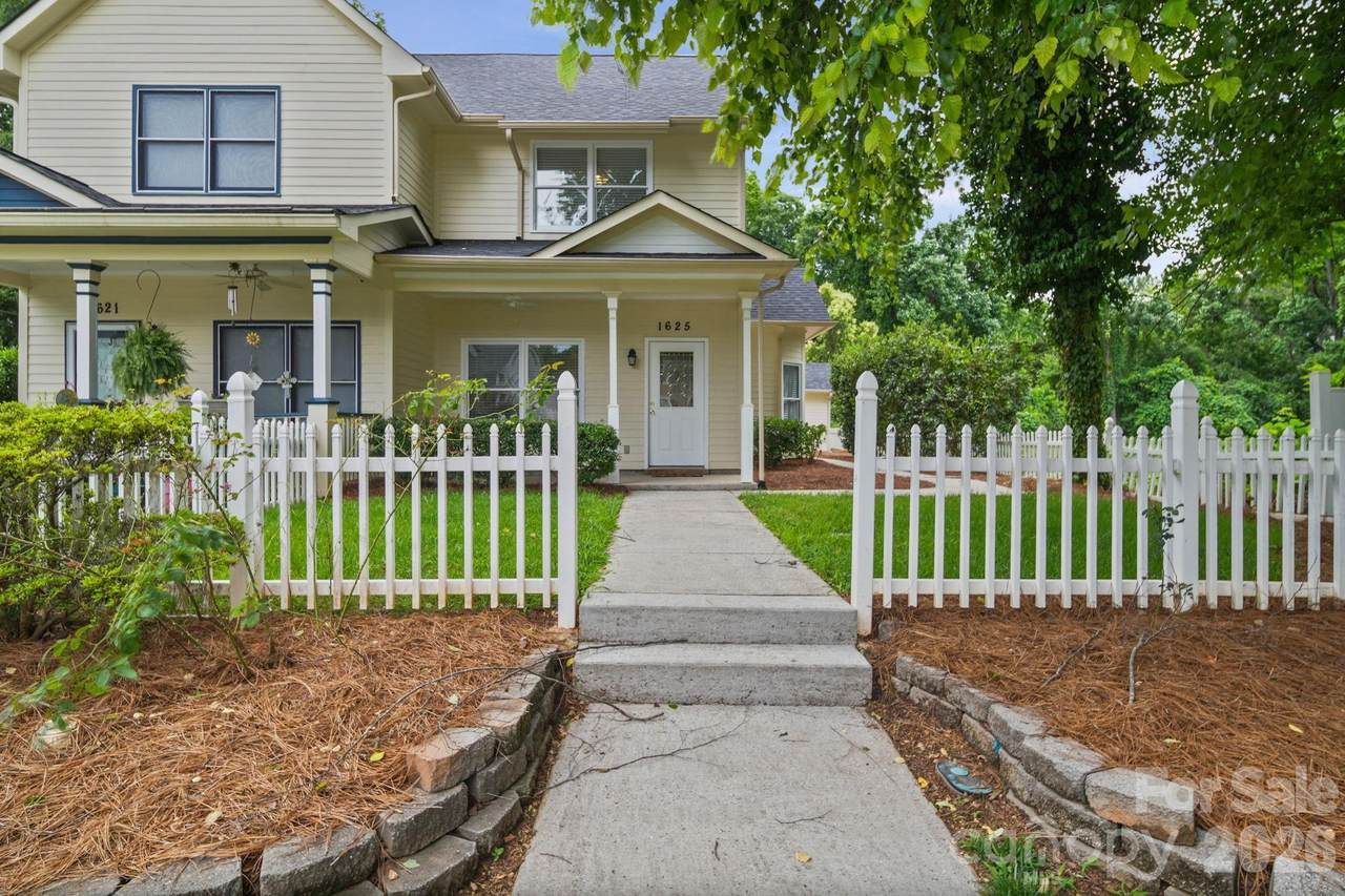 1625 Begonia Way - Photo 1