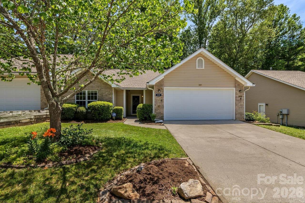 308 Wiltshire Circle - Photo 1