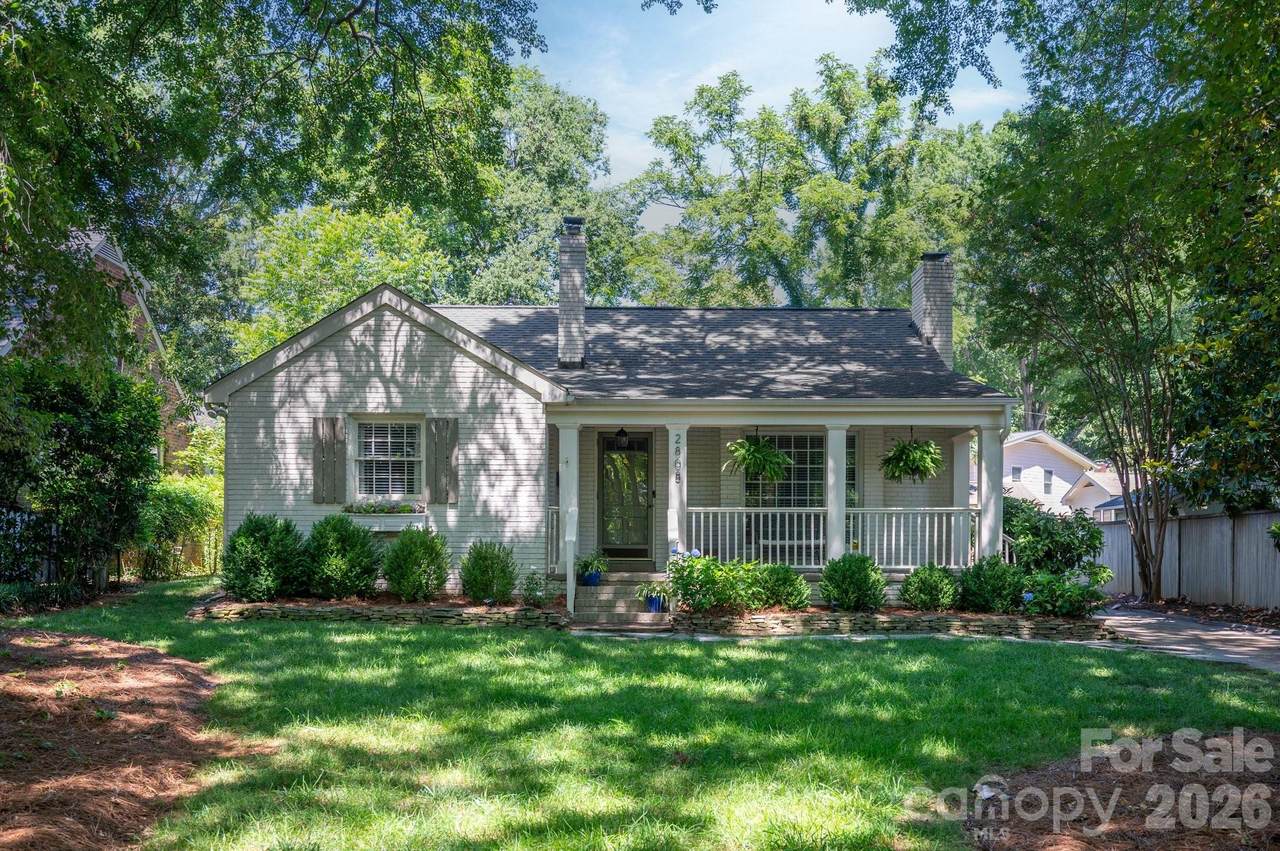 2808 Windsor Avenue - Photo 1