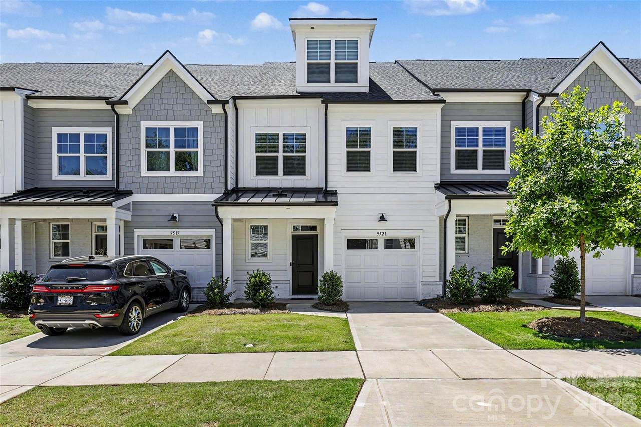 9521 Munsing Drive - Photo 1