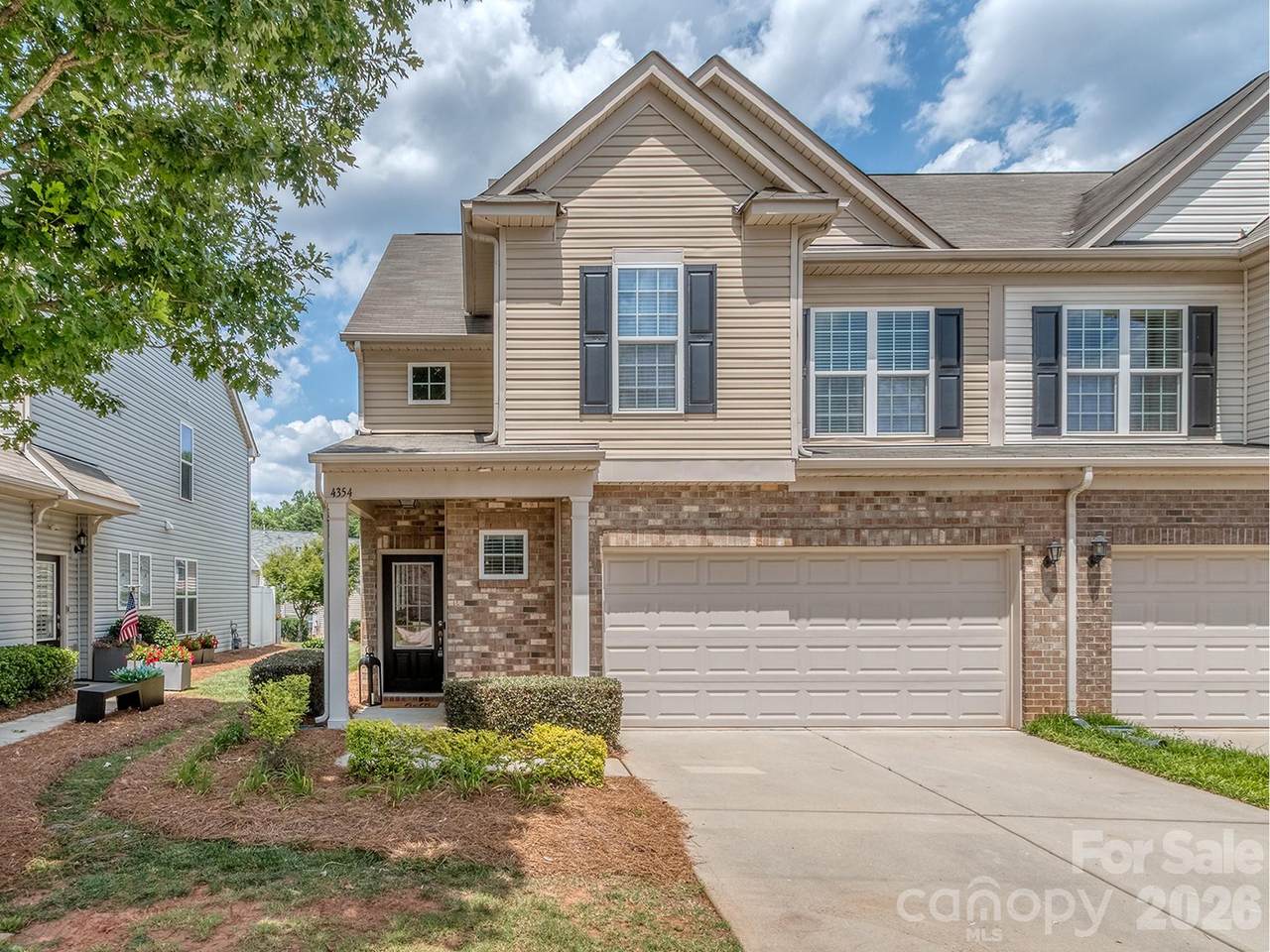 4354 Park South Station Boulevard - Photo 1