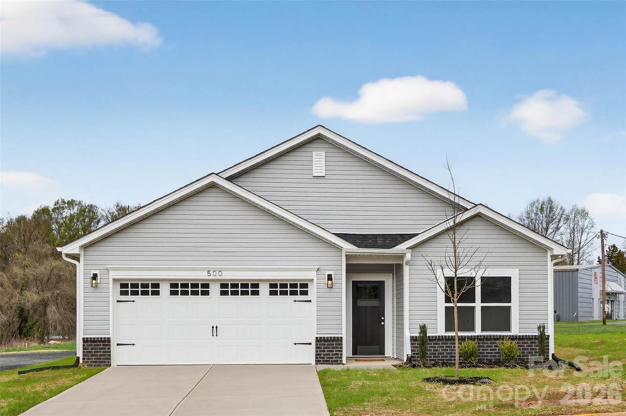5014 Forestmont Drive - Photo 1