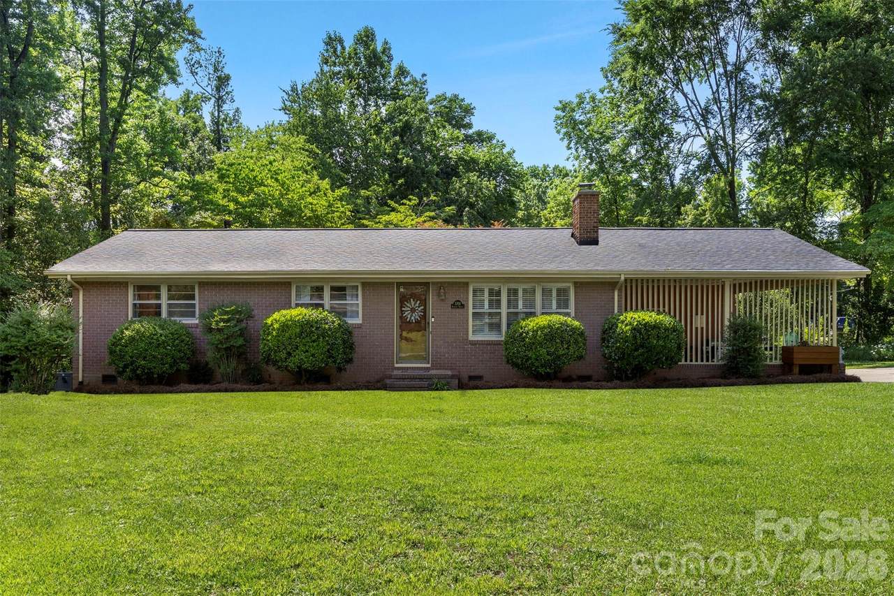 3701 Bellevue Terrace - Photo 1