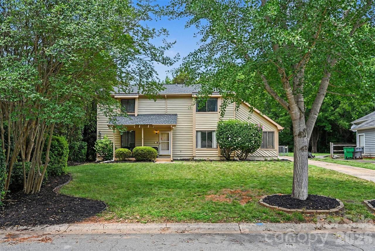 611 Mattingwood Drive - Photo 1