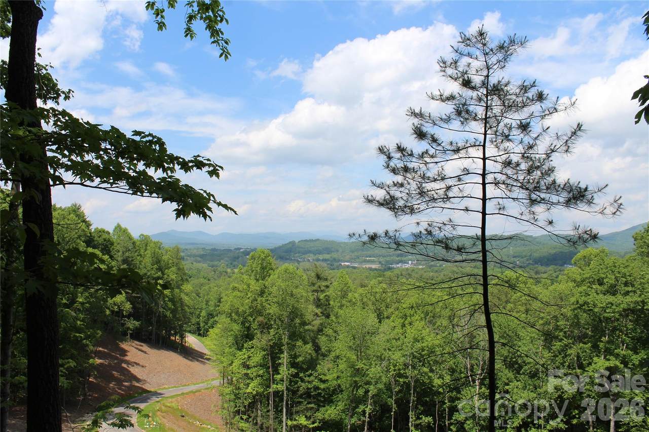 000 Northview Drive - Photo 1
