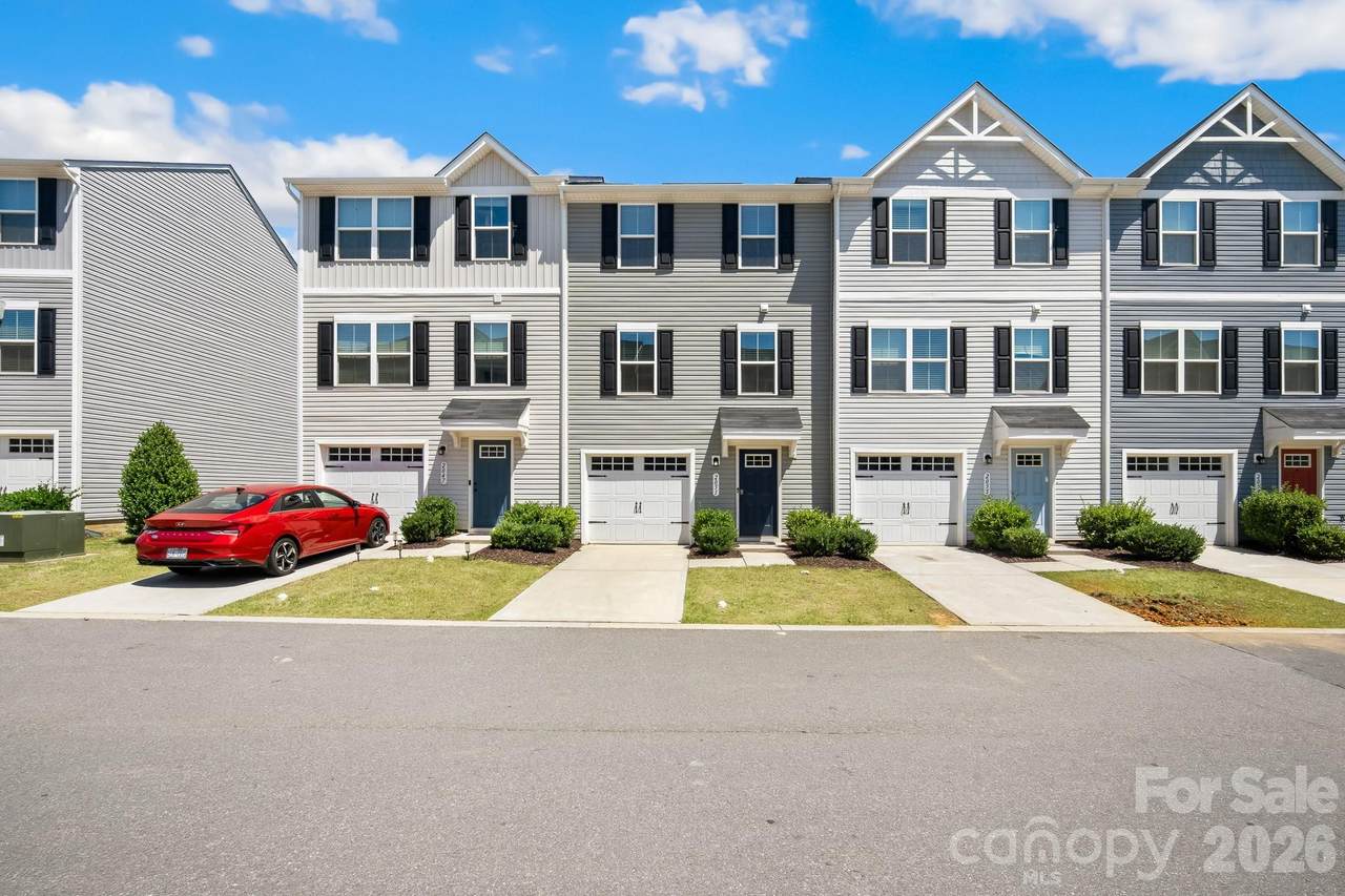 2051 Langer Street - Photo 1