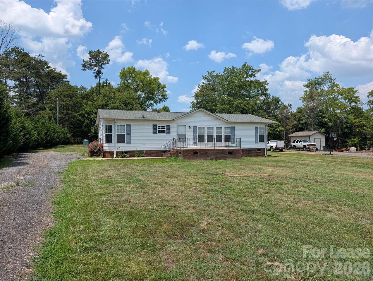 824 Perry Road - Photo 1