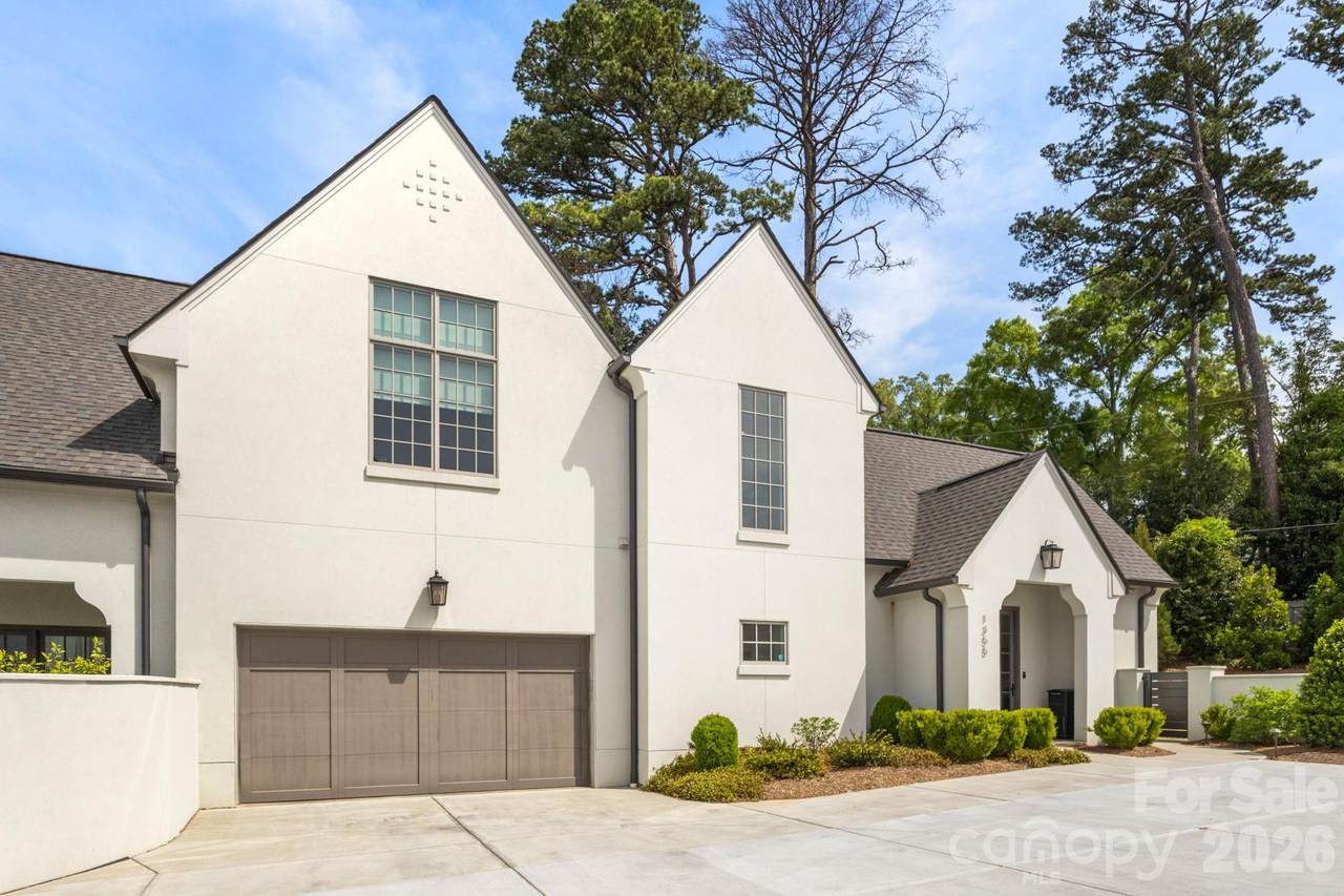 1355 Kings Drive - Photo 1