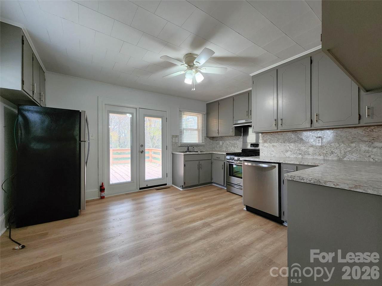 https://bt-photos.global.ssl.fastly.net/cmls/1280_boomver_1_4392180-1.jpg