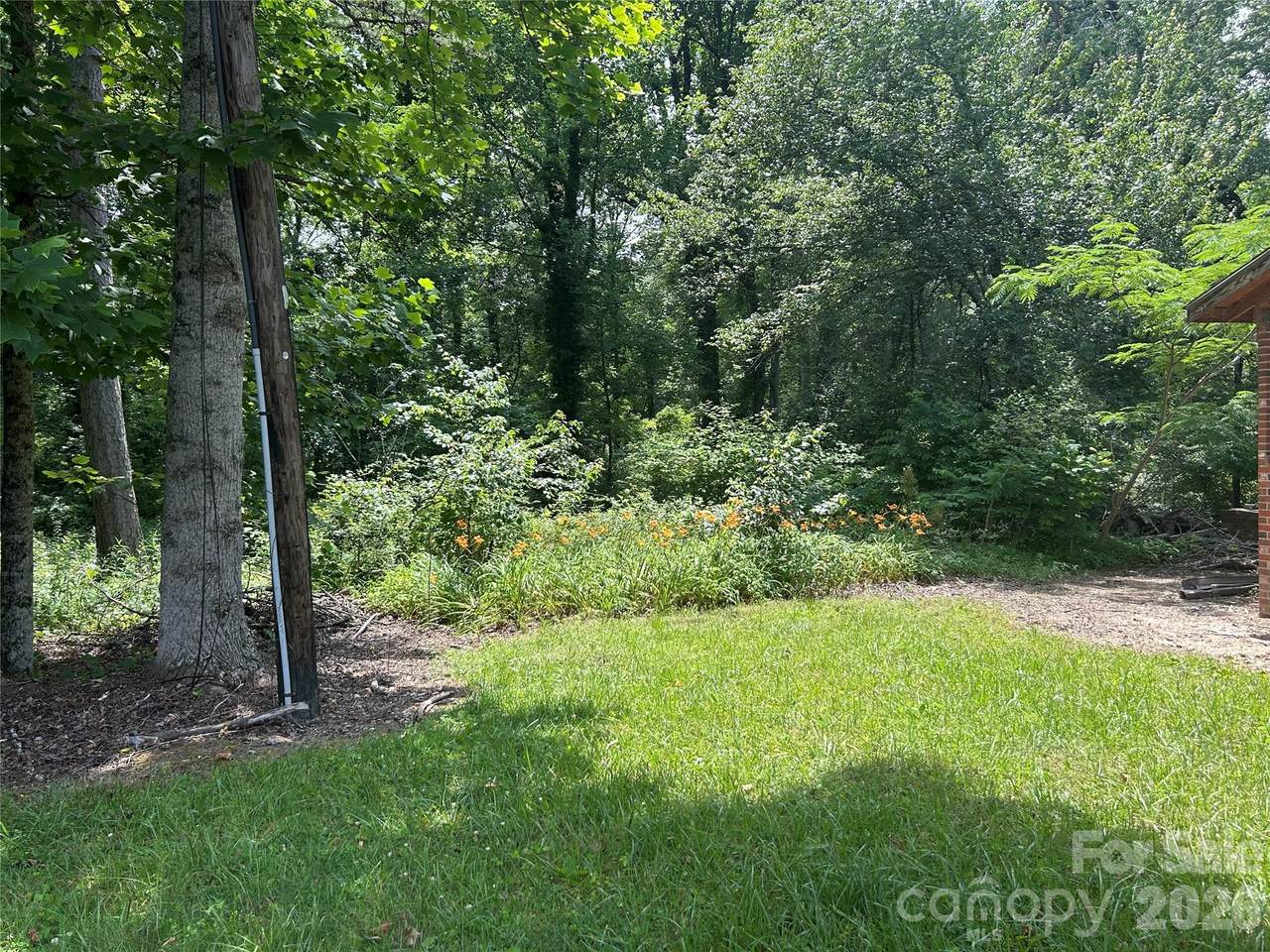 https://bt-photos.global.ssl.fastly.net/cmls/1280_boomver_1_4393314-1.jpg