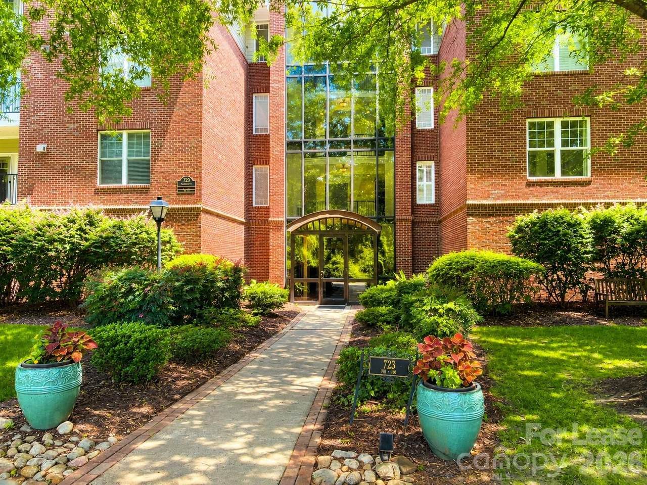 785 Magnolia Avenue - Photo 1