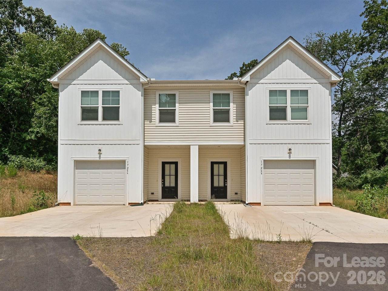 1725 Cloaninger Avenue - Photo 1