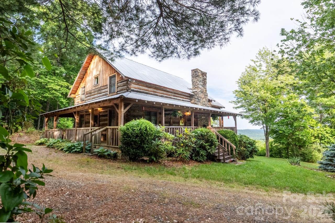1639 Mountain Vista Drive - Photo 1